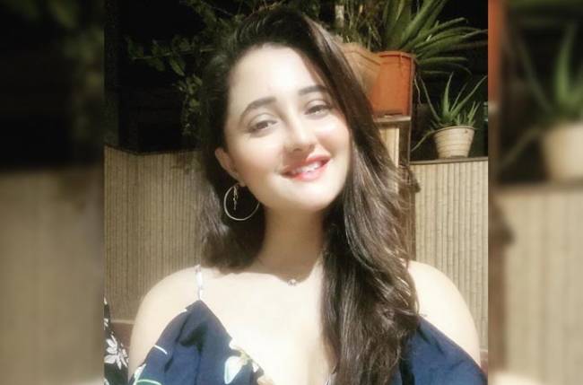 Here’s how Rashami Desai rocked her saree look in all her shows