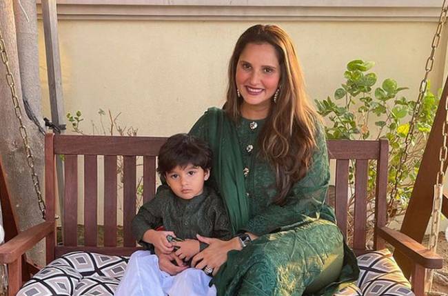 Sania Mirza TWINING with her son Izhaan in her LATEST Insta pictures is all things LOVE